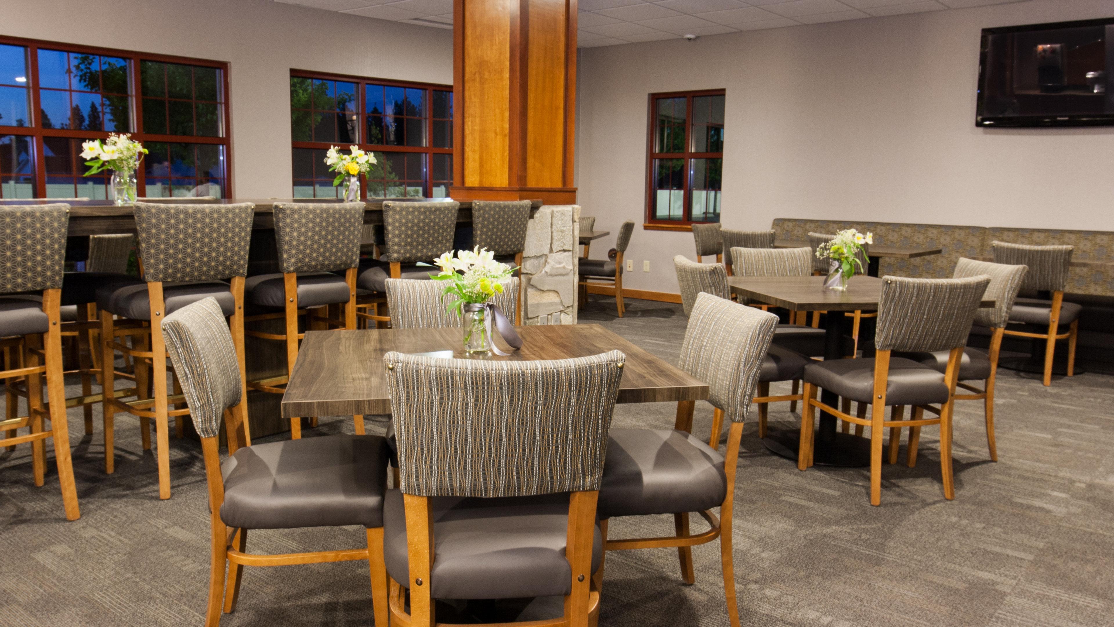 Holiday Inn Express & Suites Cheney By Ihg Экстерьер фото