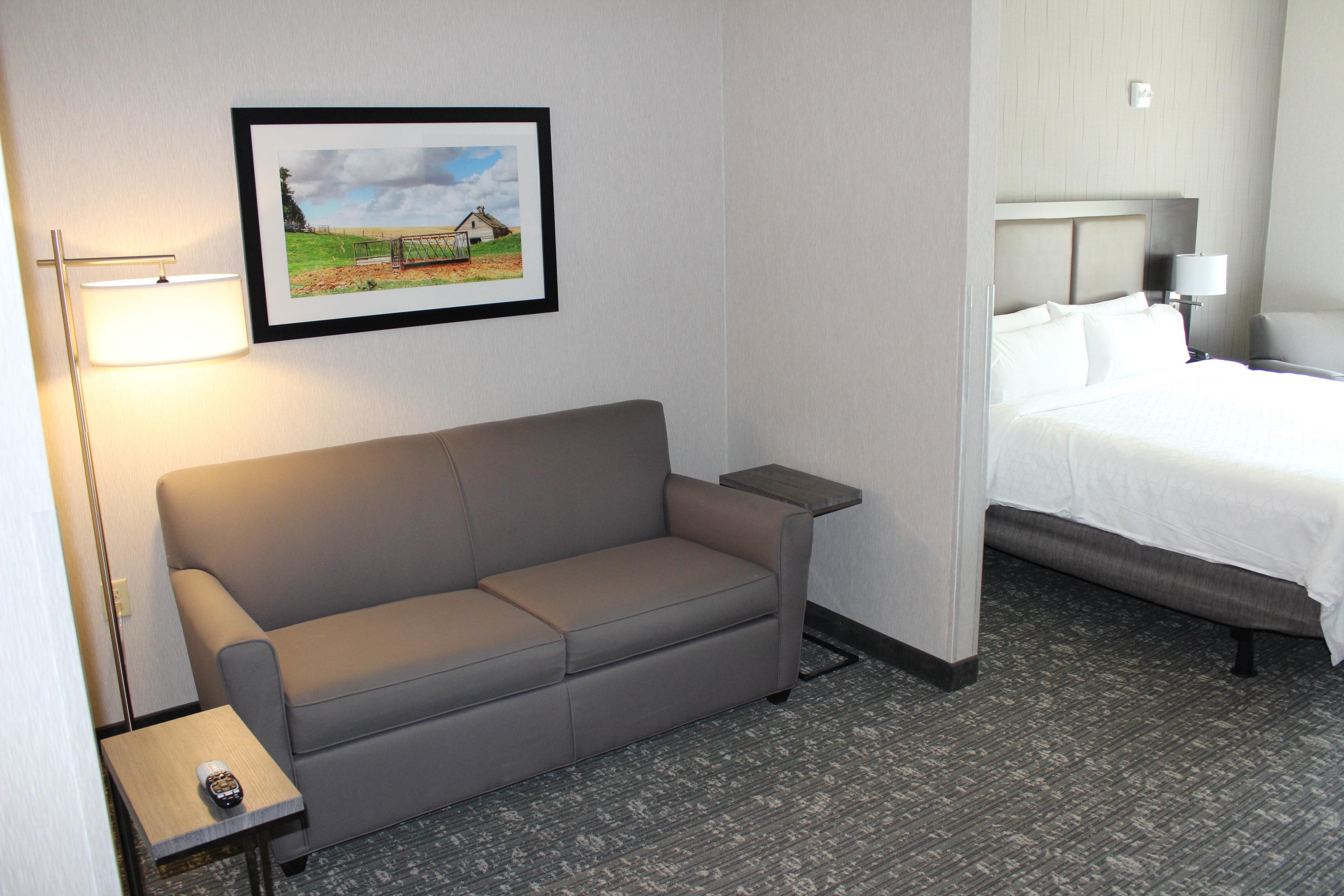 Holiday Inn Express & Suites Cheney By Ihg Экстерьер фото
