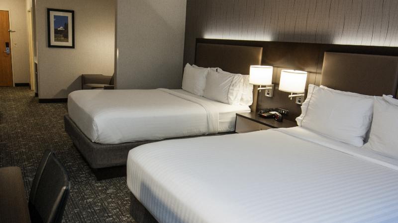 Holiday Inn Express & Suites Cheney By Ihg Экстерьер фото